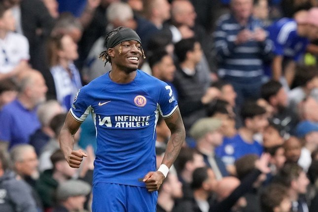 Selebrasi Noni Madueke dalam laga Premier League antara Chelsea vs West Ham, Minggu (5/5/2024). (c) AP Photo/Frank Augstein